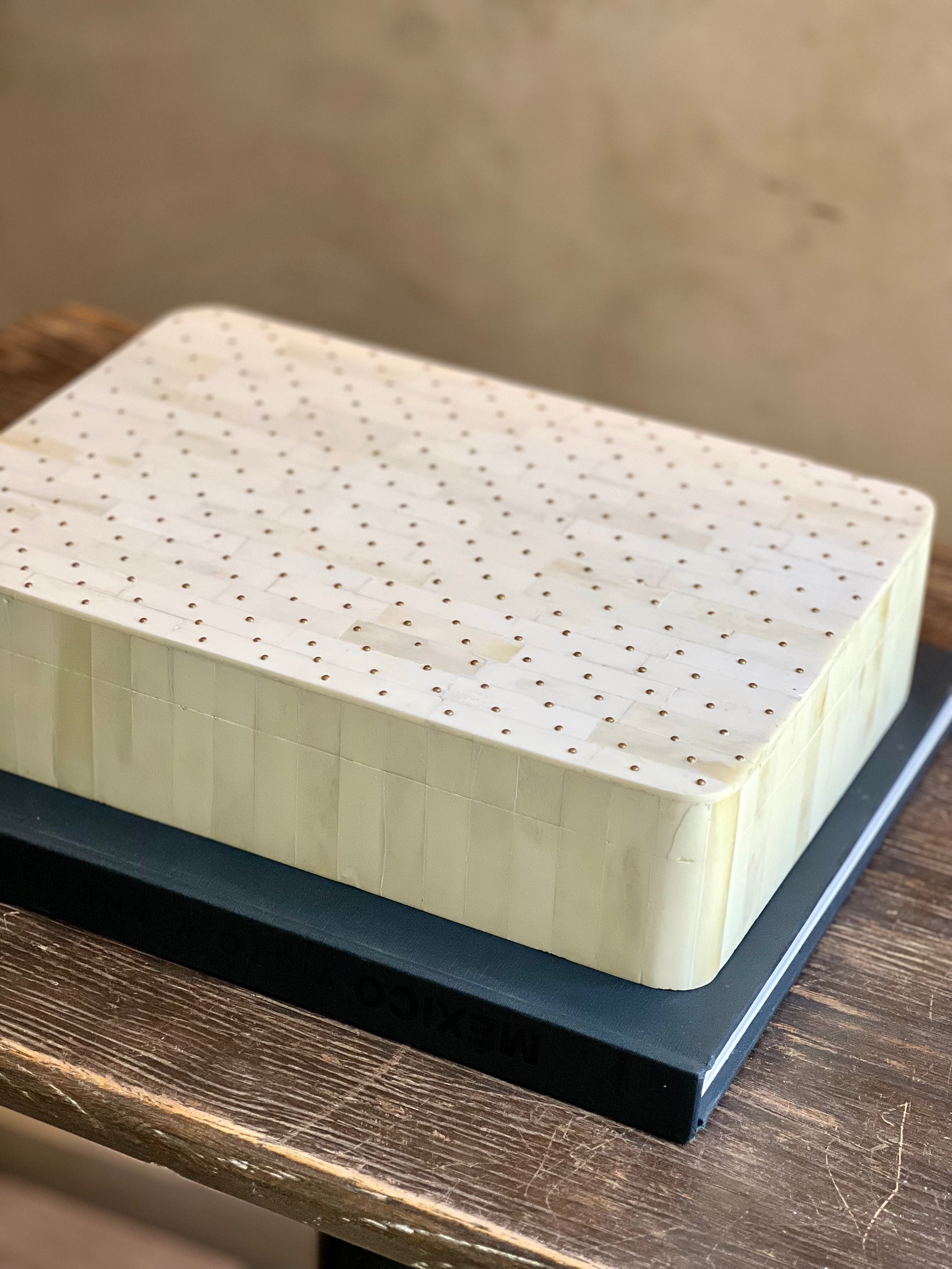 Caja Hueso Curva
