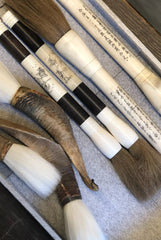 Pincel Hueso Labrado Blanco